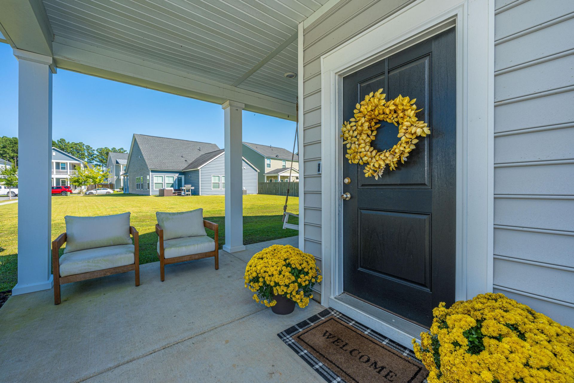 360 Garden Lily Lane Photo 5