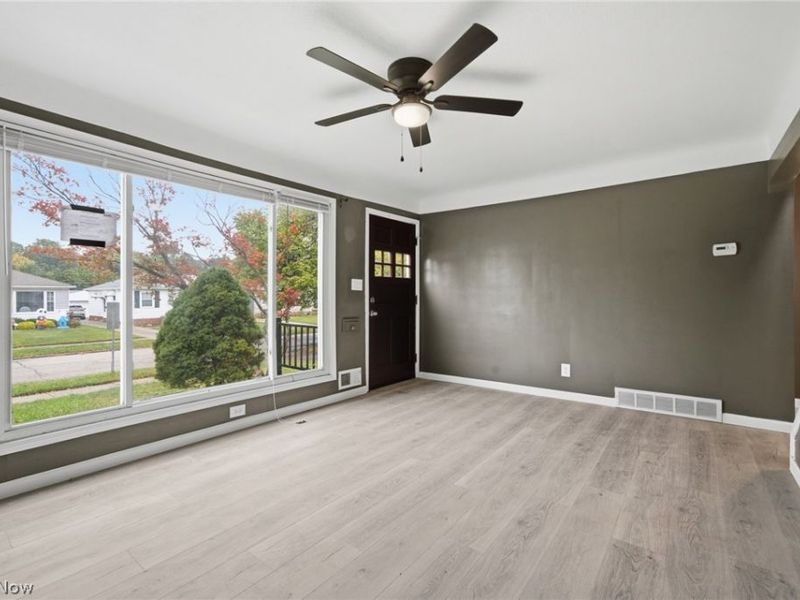 2619 Center Drive, Parma, OH 44134 Photo 4