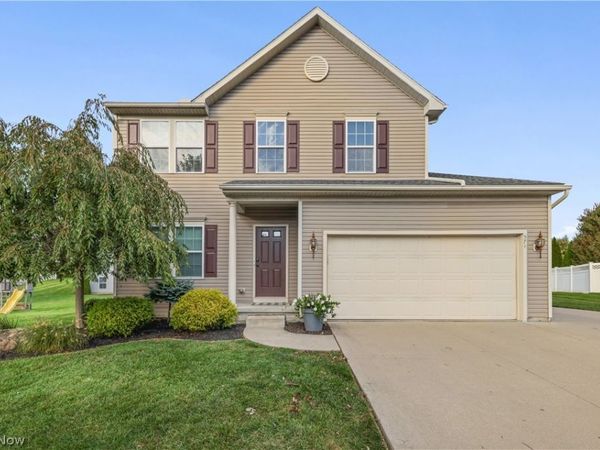 571 Eastglen Circle , Tallmadge, OH 44278