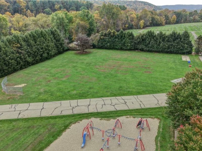 299 School Street, Killbuck, OH 44637 Photo 11