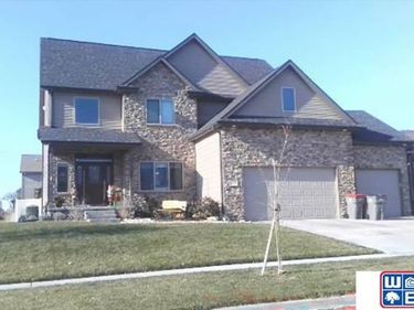9435 Del Rio Drive, Lincoln, NE 68516