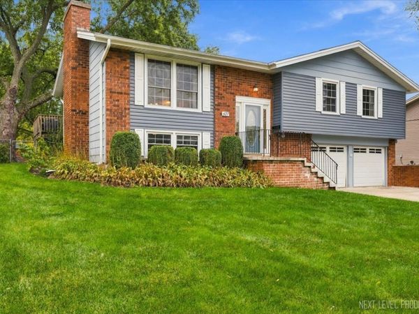 427 Chopin Court , Schaumburg, IL 60193