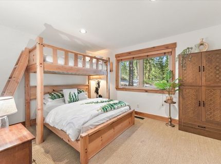 615 North Ridge Drive, Carnelian Bay, CA 96140 Photo