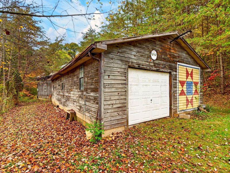 25068 State Route 180 , Rockbridge, OH 43149 Photo 14