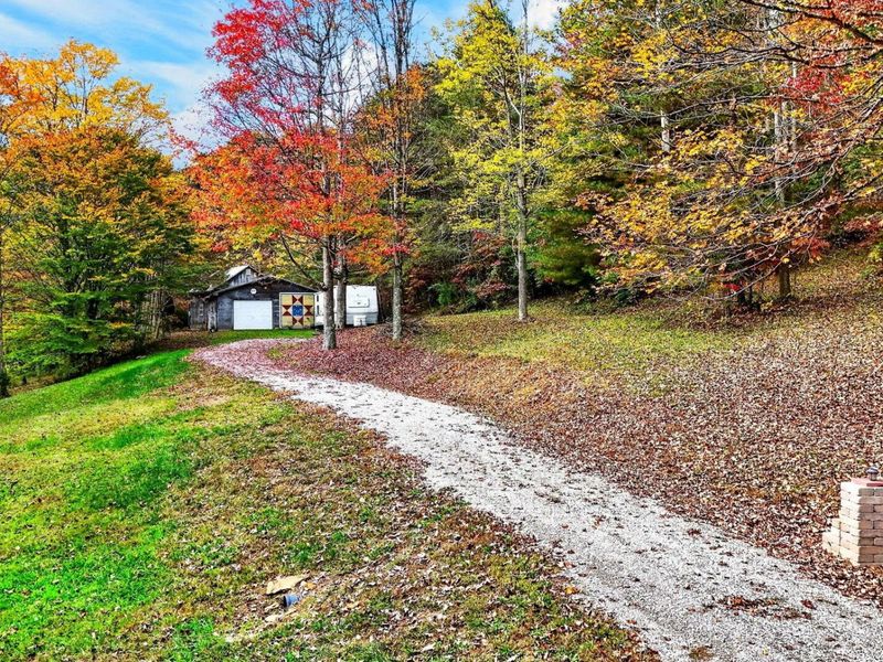 25068 State Route 180 , Rockbridge, OH 43149 Photo 17