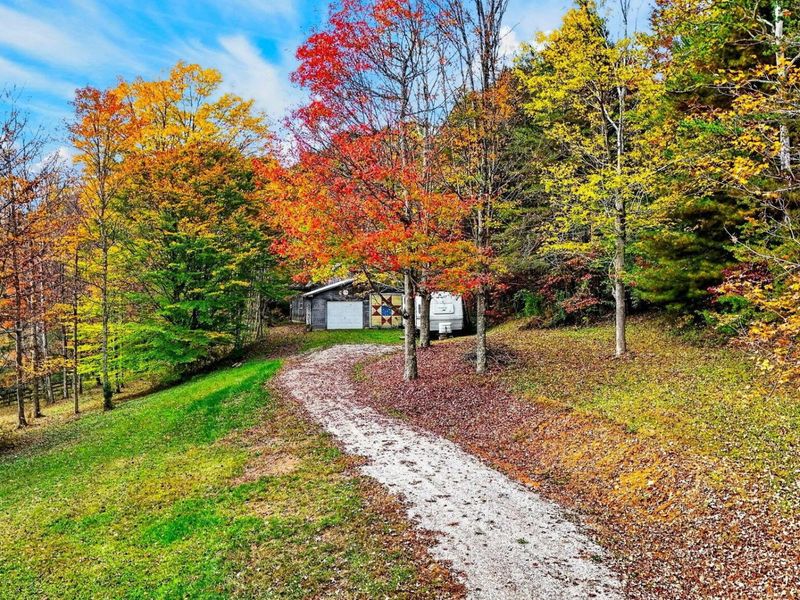 25068 State Route 180 , Rockbridge, OH 43149 Photo 18