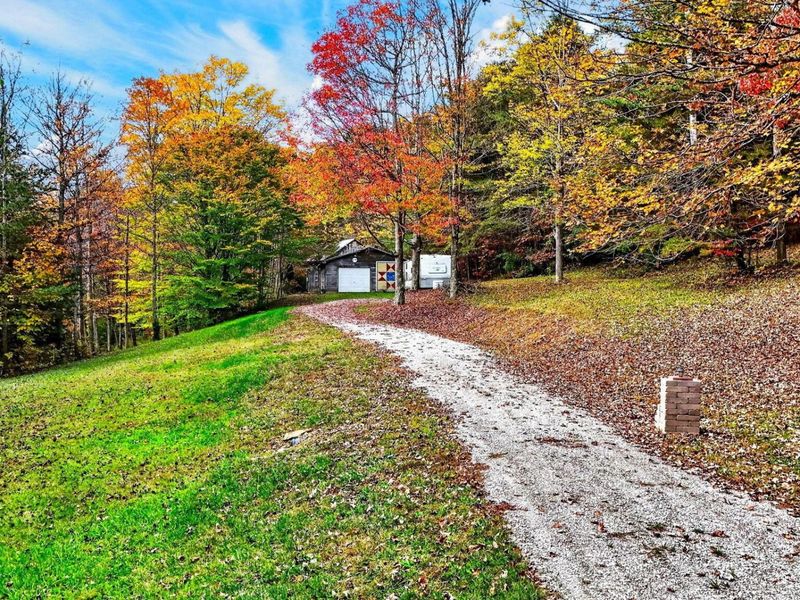 25068 State Route 180 , Rockbridge, OH 43149 Photo 7