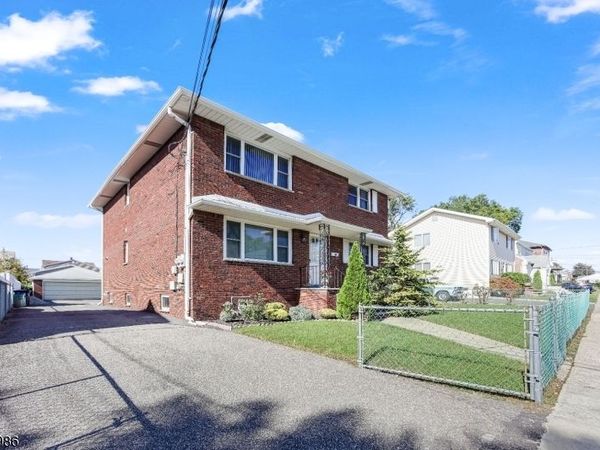 325 Grant Ave, Lyndhurst, NJ 07071