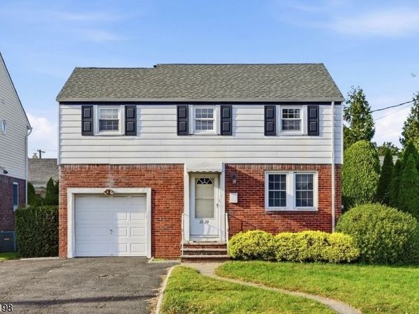 23 Dorchester Rd, Fair Lawn, NJ 07410