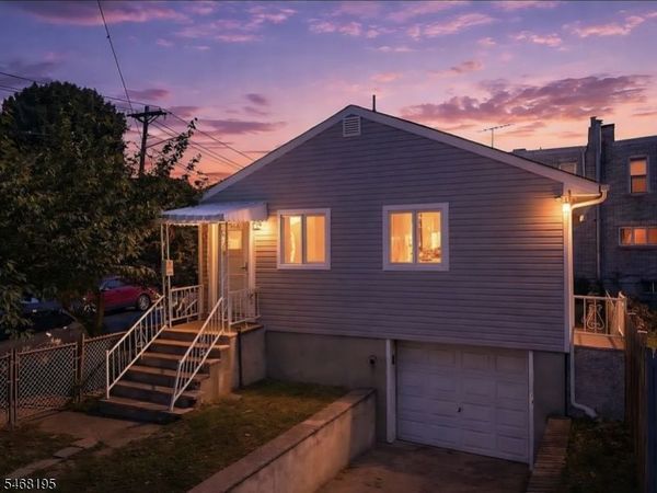 1466 44Th St, North Bergen, NJ 07047