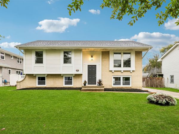 4133 E 23rd Street, Des Moines, IA 50317