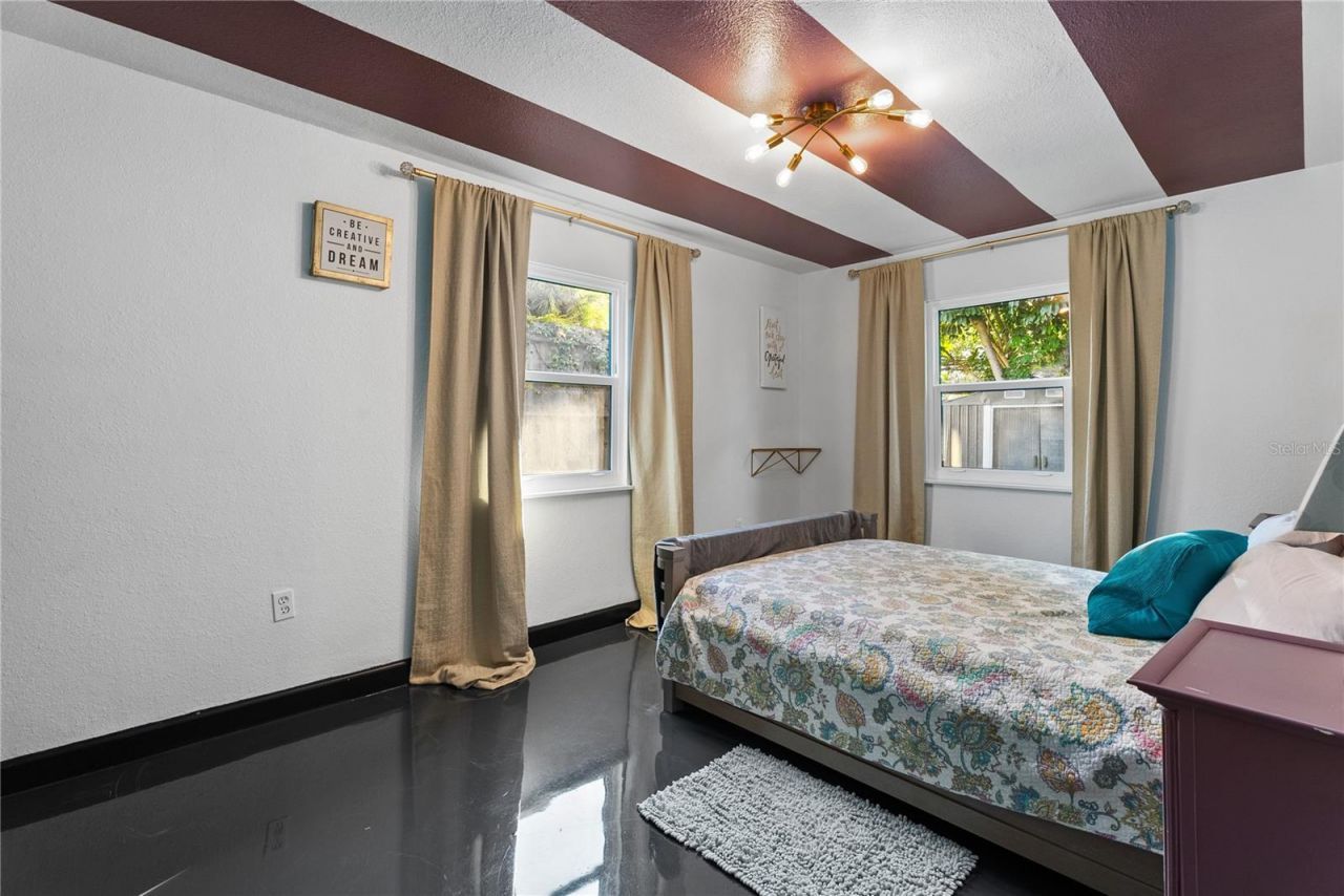 4210 Olive Avenue , Sarasota, FL 34231 Photo