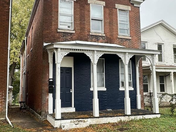 613 N 8TH Street, Quincy, IL 62301