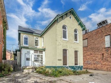 868 Main Street , Buffalo, NY 14202