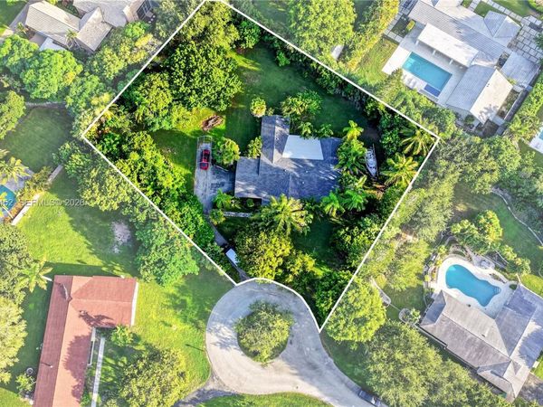 7210 SW 151st St , Palmetto Bay, FL 33158