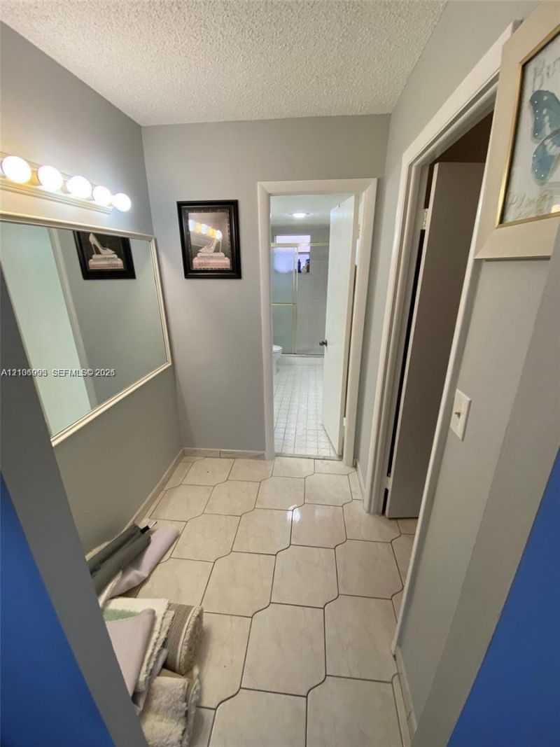 410 NW 68th Ave , Unit 515, Plantation, FL 33317 Photo