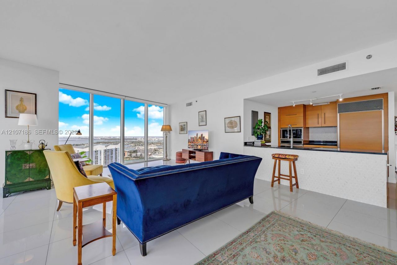 465 Brickell Ave , Unit 5002, Miami, FL 33131 Photo