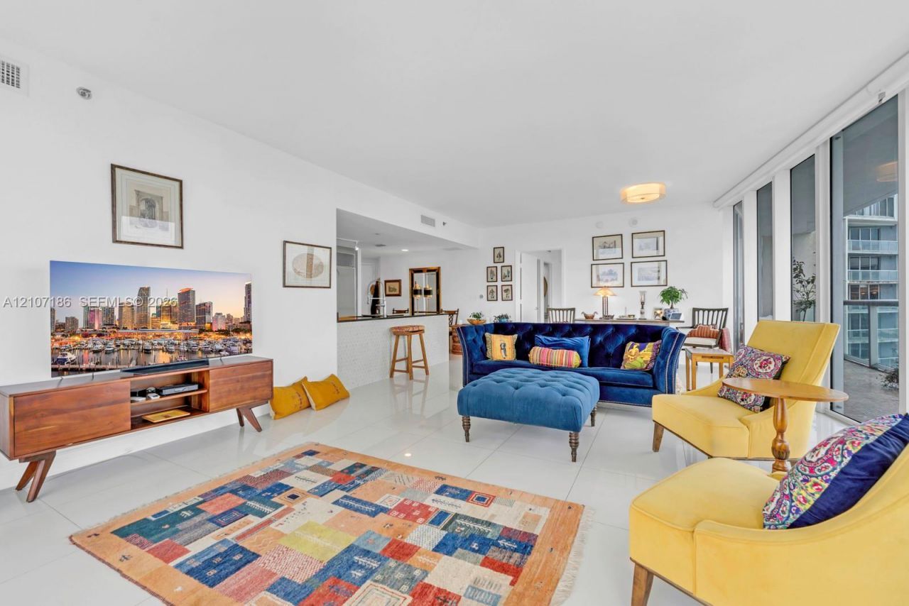 465 Brickell Ave , Unit 5002, Miami, FL 33131 Photo