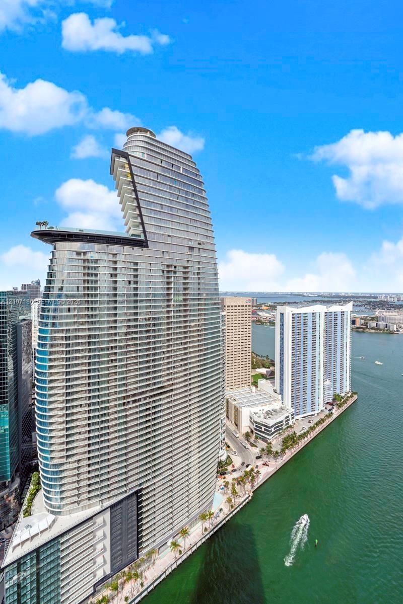 465 Brickell Ave , Unit 5002, Miami, FL 33131 Photo