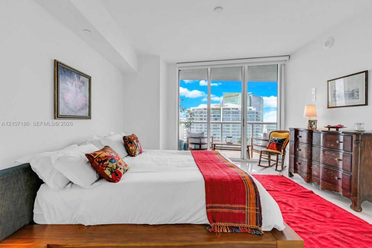 465 Brickell Ave , Unit 5002, Miami, FL 33131 Photo