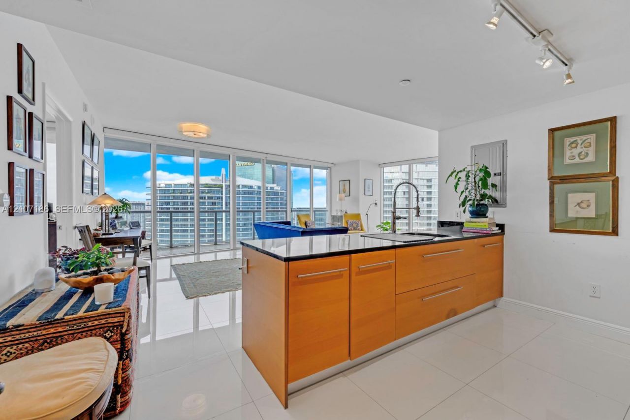 465 Brickell Ave , Unit 5002, Miami, FL 33131 Photo