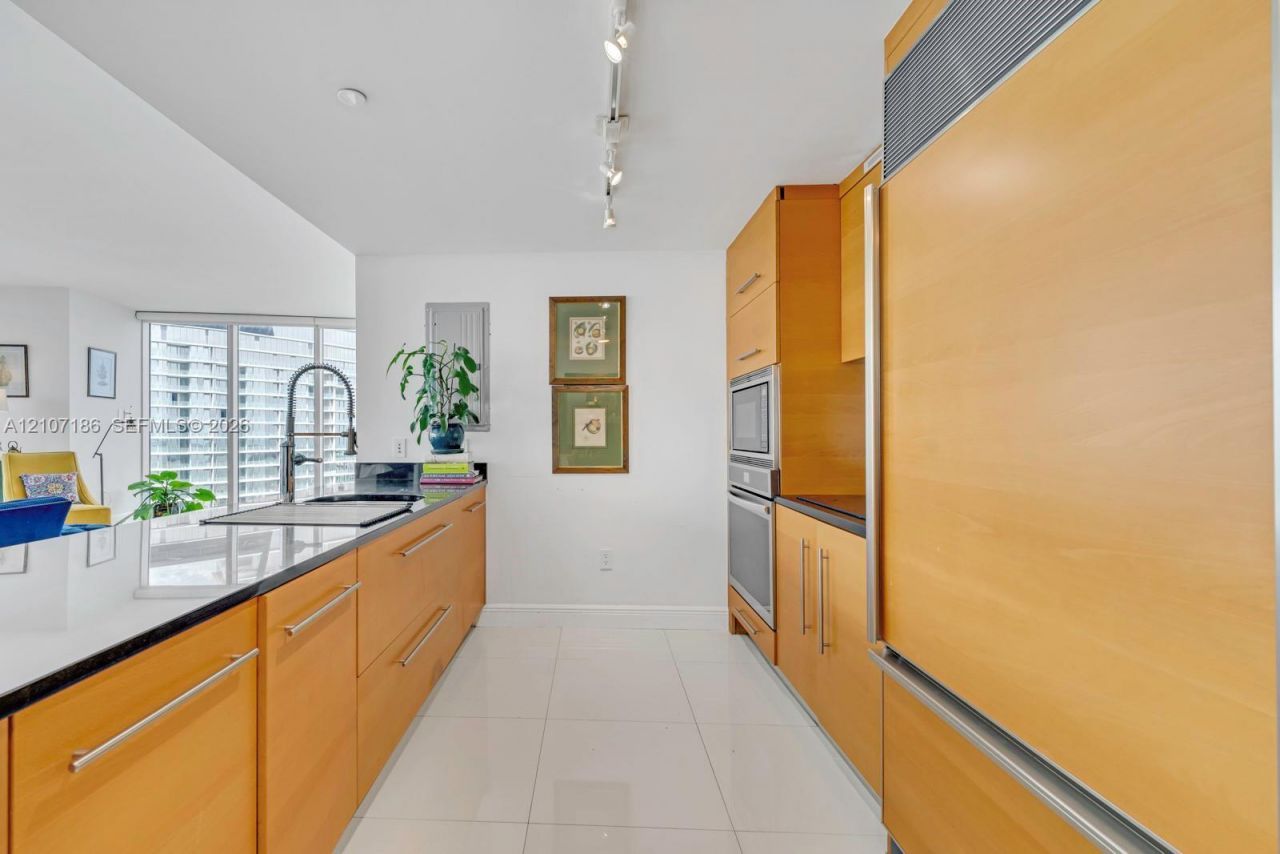 465 Brickell Ave , Unit 5002, Miami, FL 33131 Photo