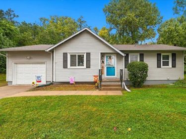 226 PICKARDY Lane, COUNCIL BLUFFS, IA 51503