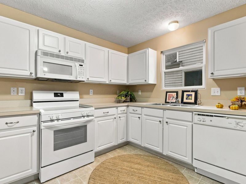6153 Albany Way Drive, Westerville, OH 43081 Photo 19