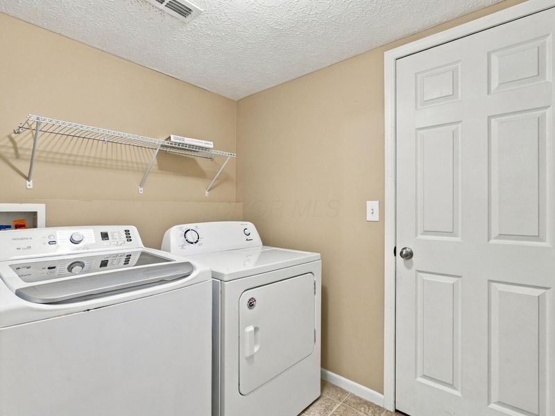 6153 Albany Way Drive, Westerville, OH 43081 Photo 24