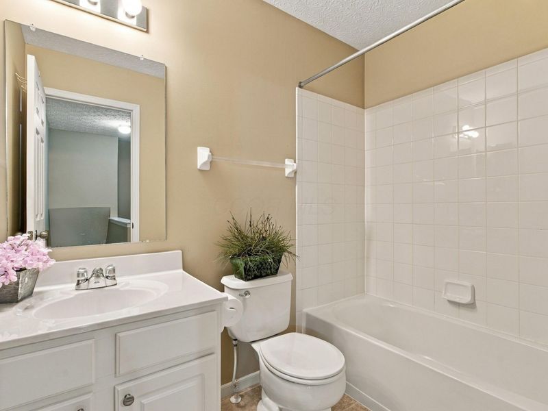 6153 Albany Way Drive, Westerville, OH 43081 Photo 32