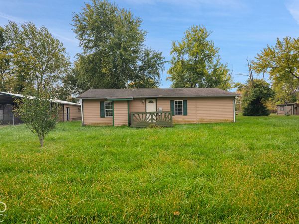 4015 Madison Street, Sheridan, IN 46069