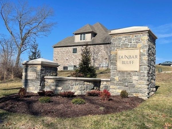 818 Shady Bluff Trl , Clarksville, TN 37043