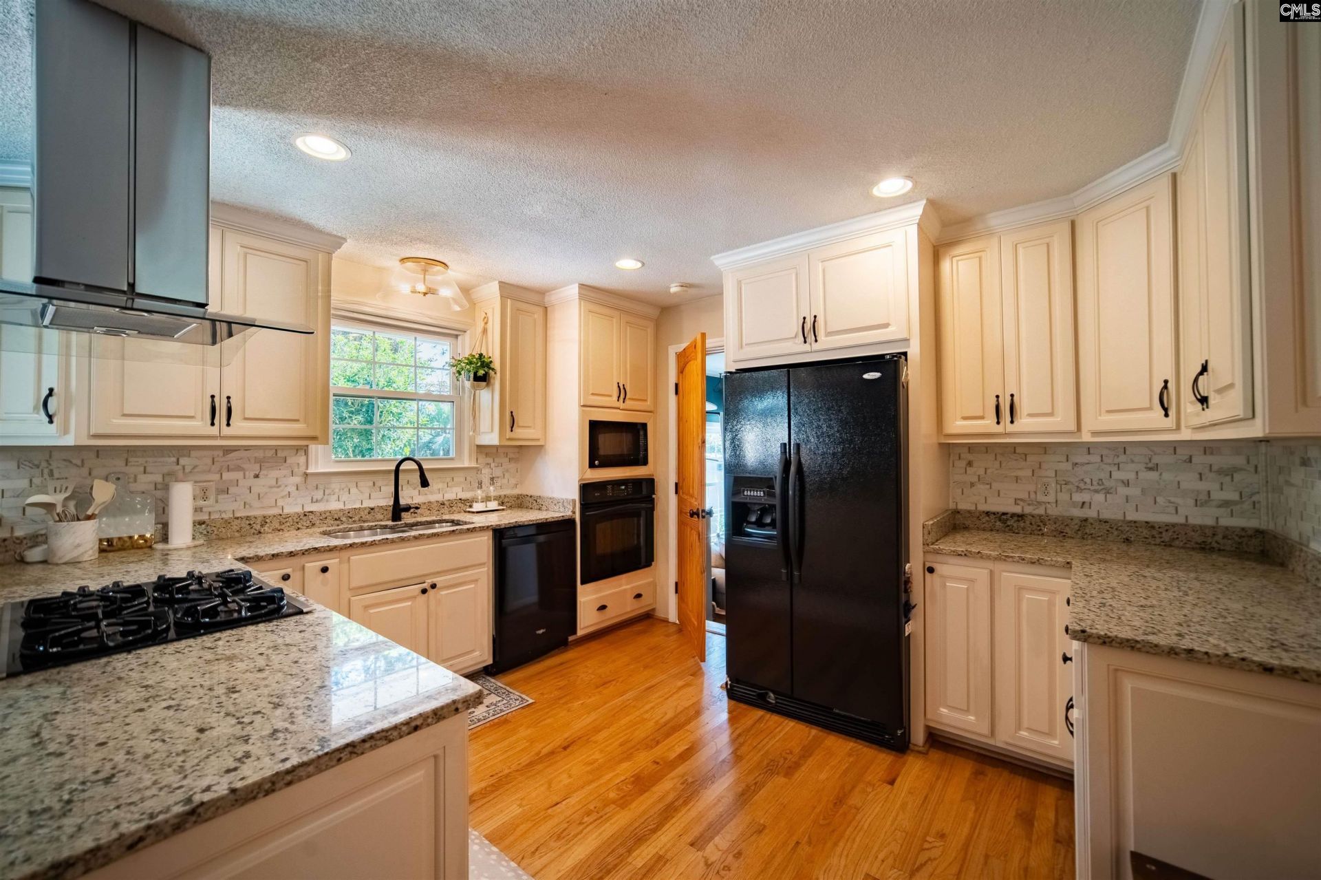1817 Rosemary Drive  Photo 14
