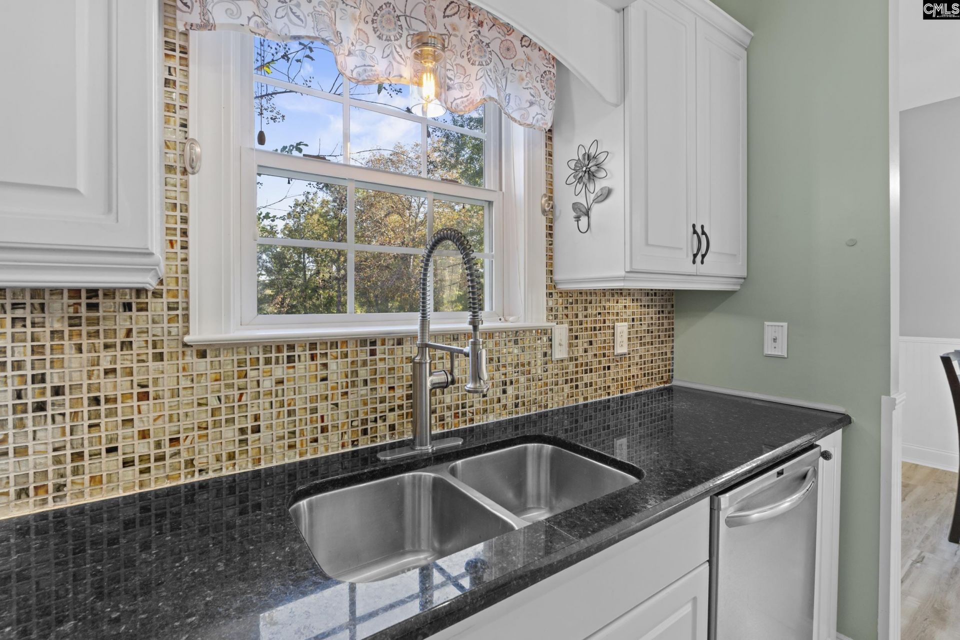 146 Excaliber Court  Photo 11