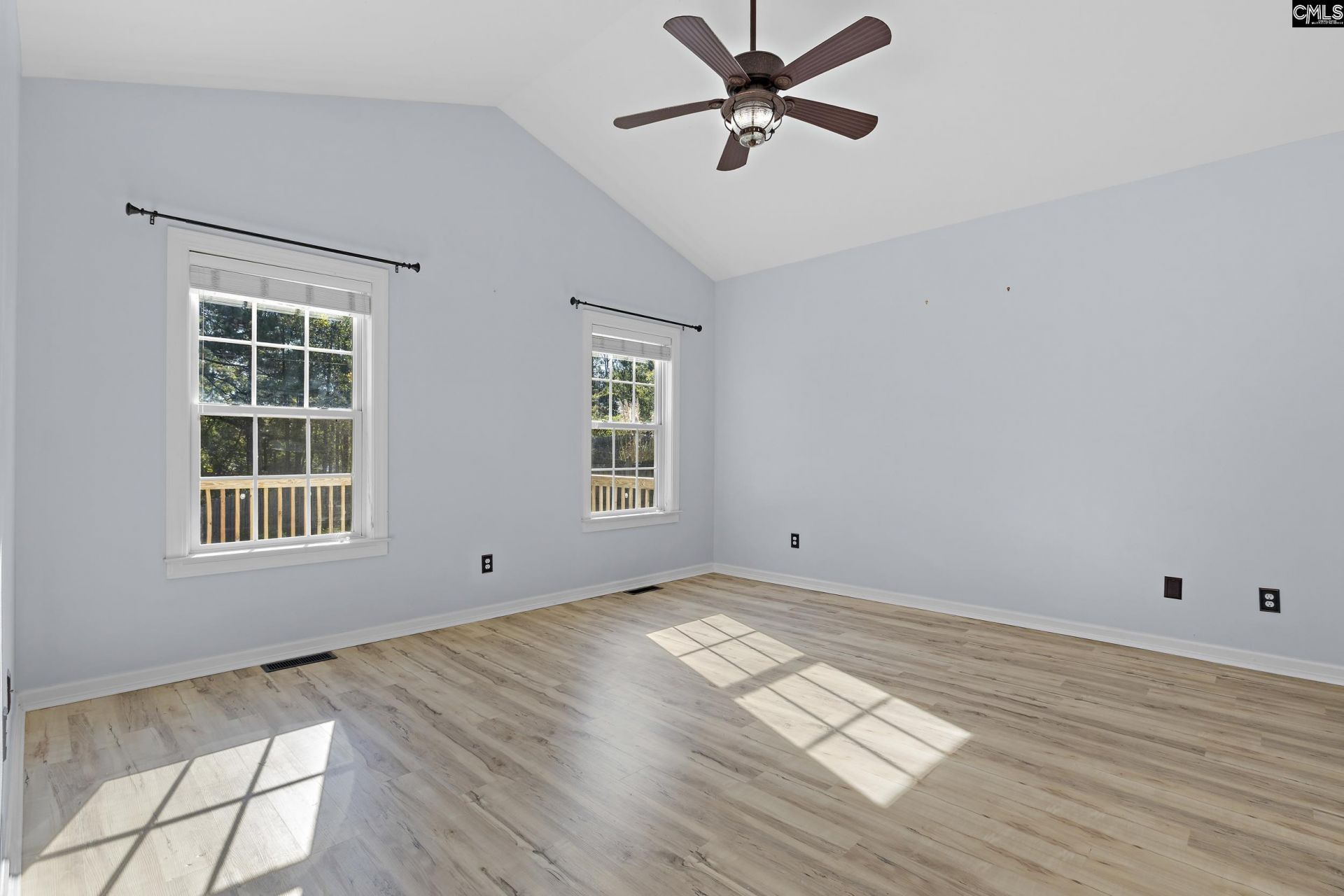 146 Excaliber Court  Photo 13