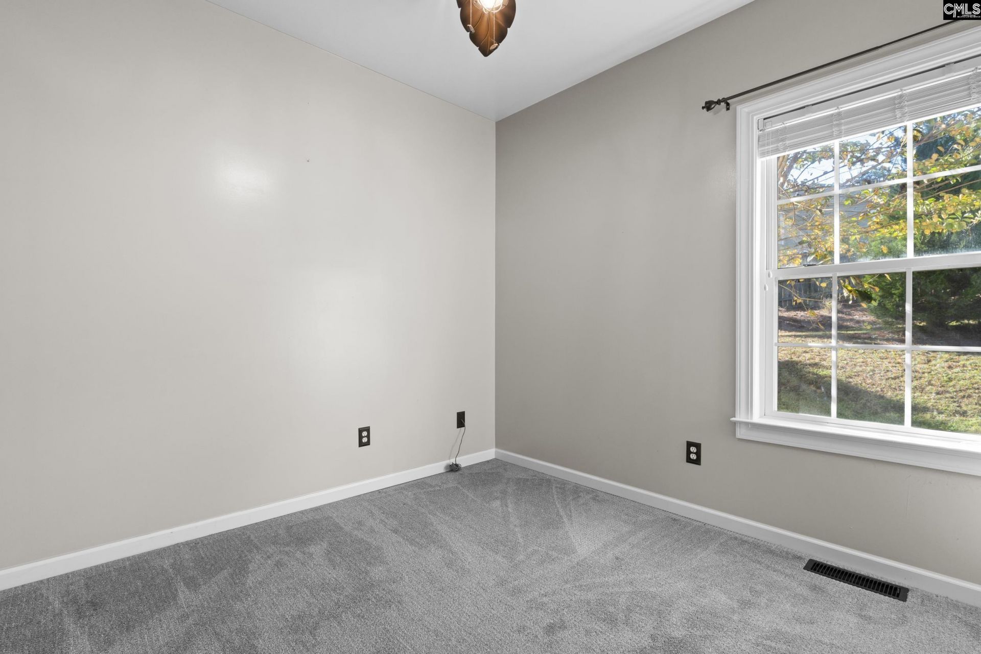 146 Excaliber Court  Photo 21