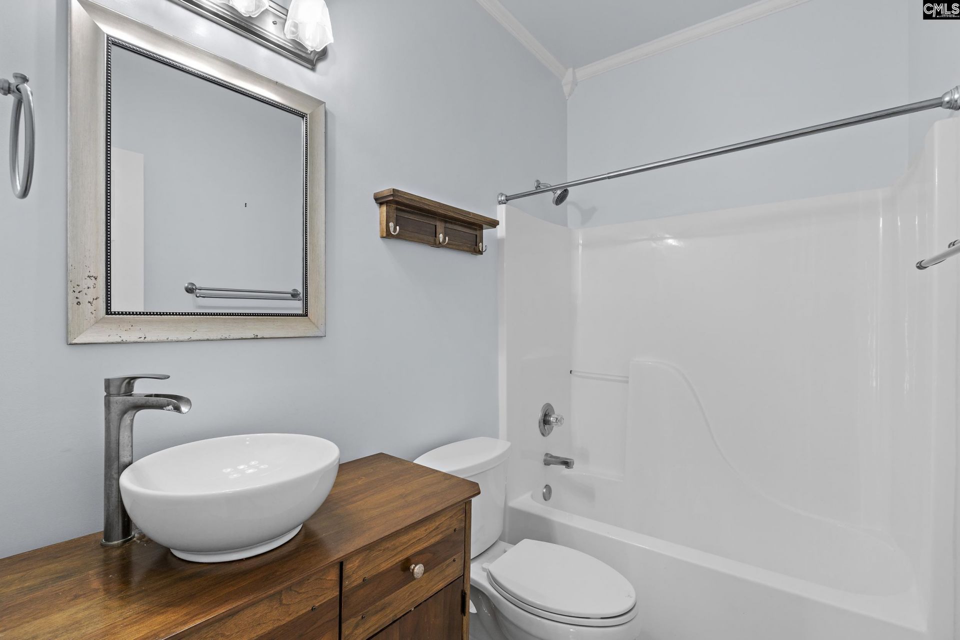 146 Excaliber Court  Photo 22