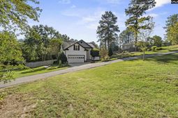 146 Excaliber Court  photo 4