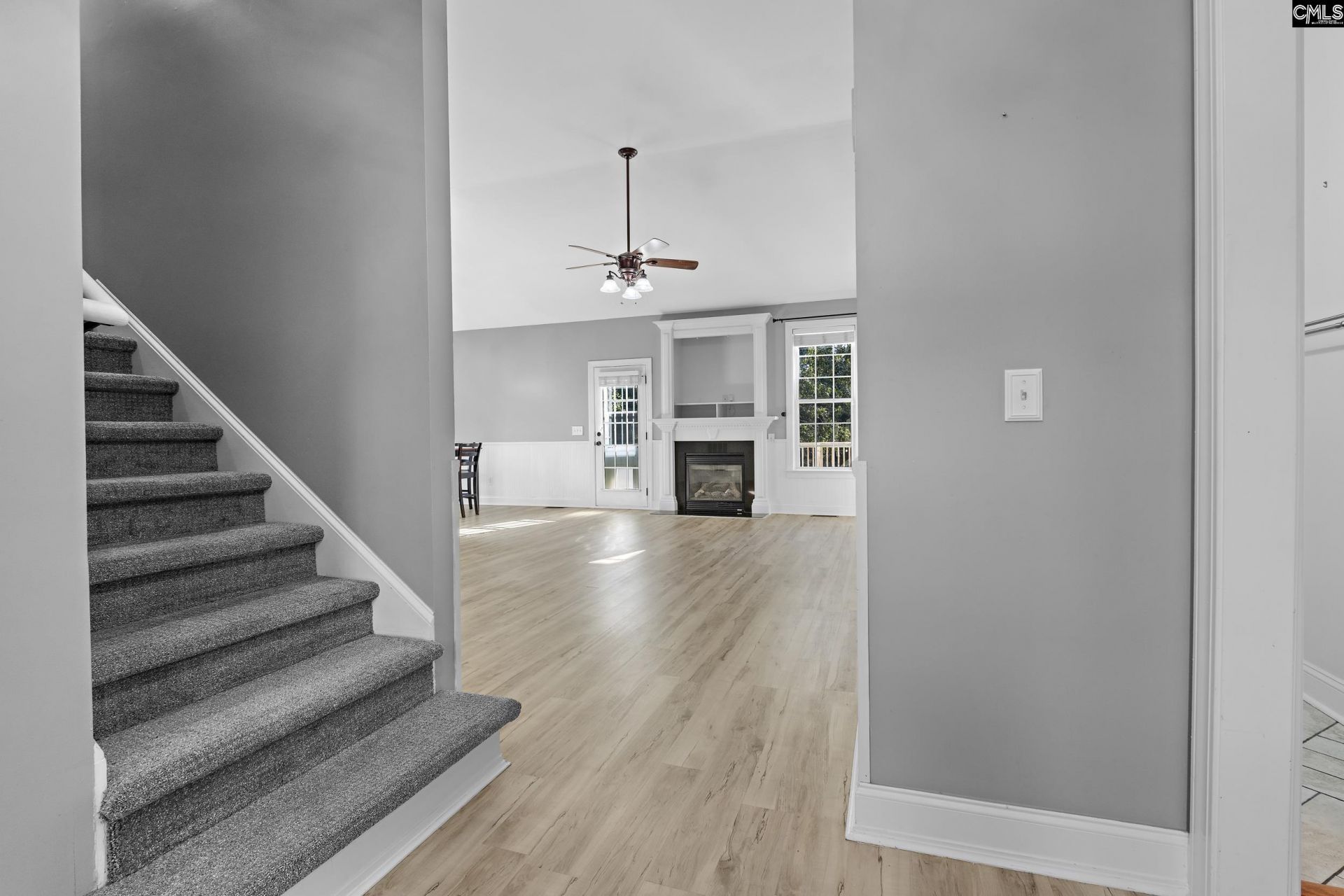 146 Excaliber Court  Photo 5