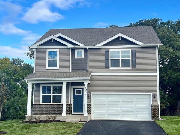1034 Emerald Drive , Montgomery, IL 60538