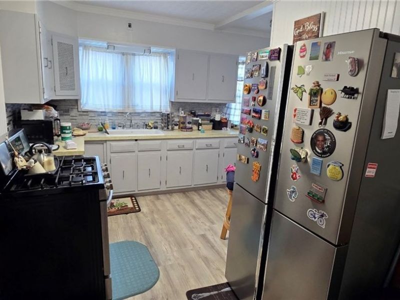 8312 Garfield Boulevard, Garfield Heights, OH 44125 Photo 8