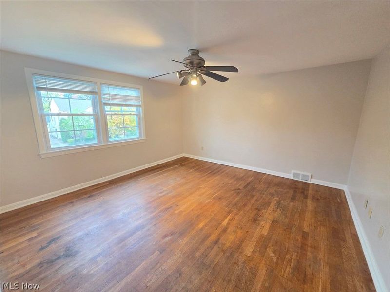 4418 Baintree Road, University Heights, OH 44118 Photo 9