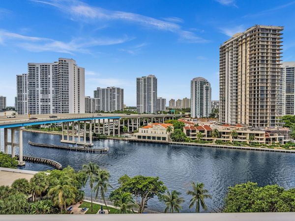19390 COLLINS Avenue, Unit 1007, Sunny Isles Beach, FL 33160