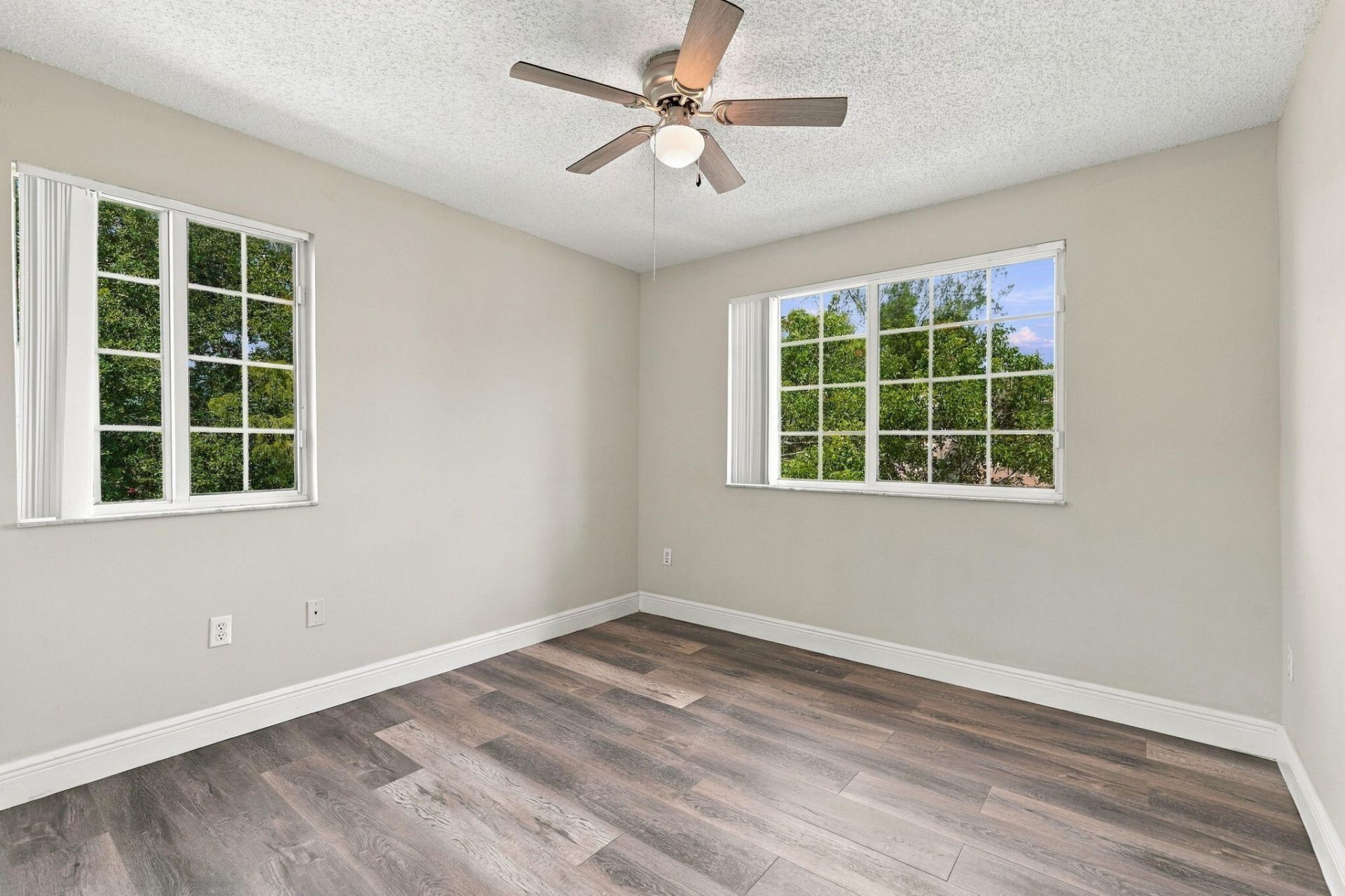 1400 Crestwood Court S, Unit 1410, Royal Palm Beach, FL 33411 Photo