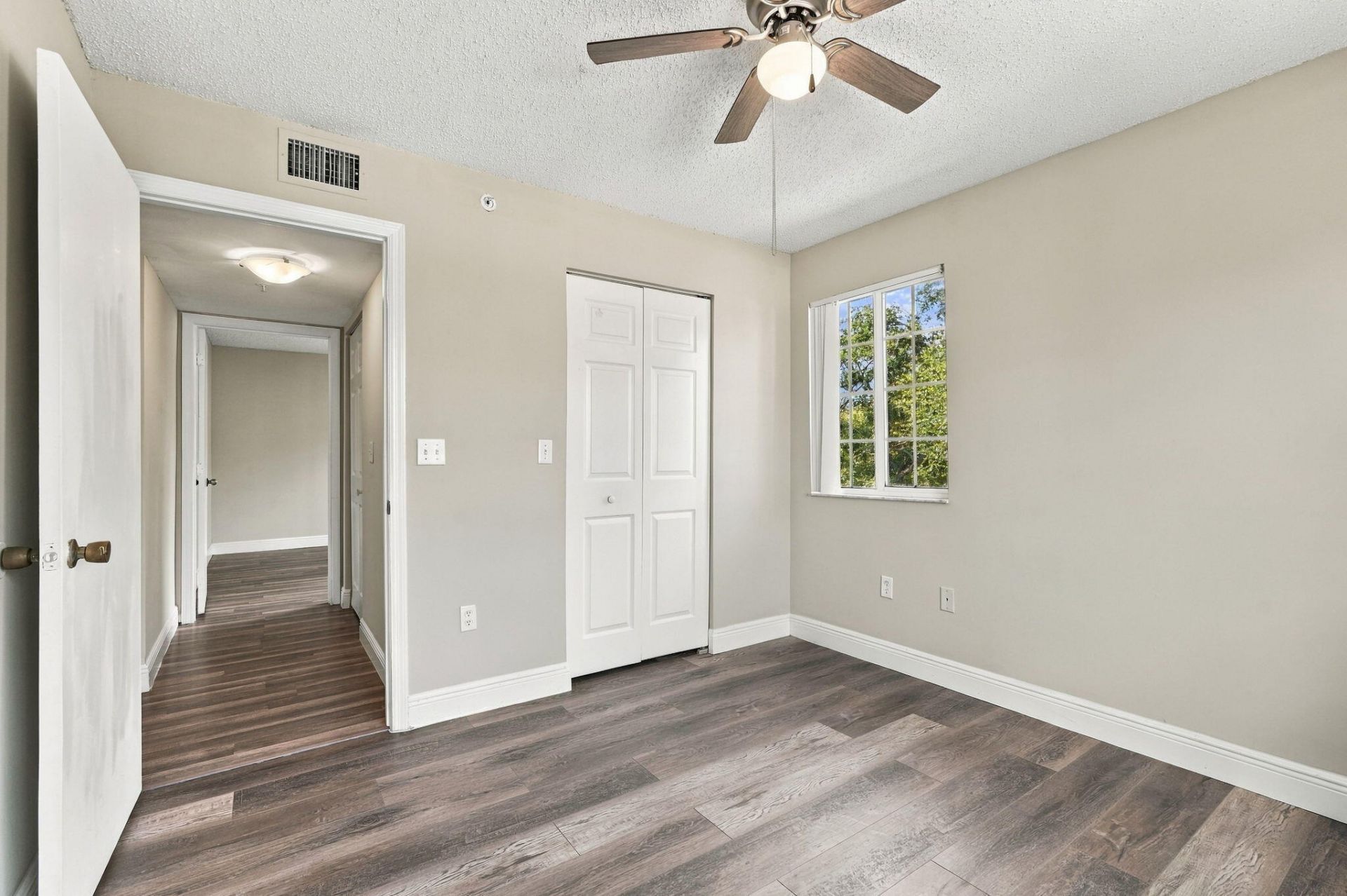1400 Crestwood Court S, Unit 1410, Royal Palm Beach, FL 33411 Photo
