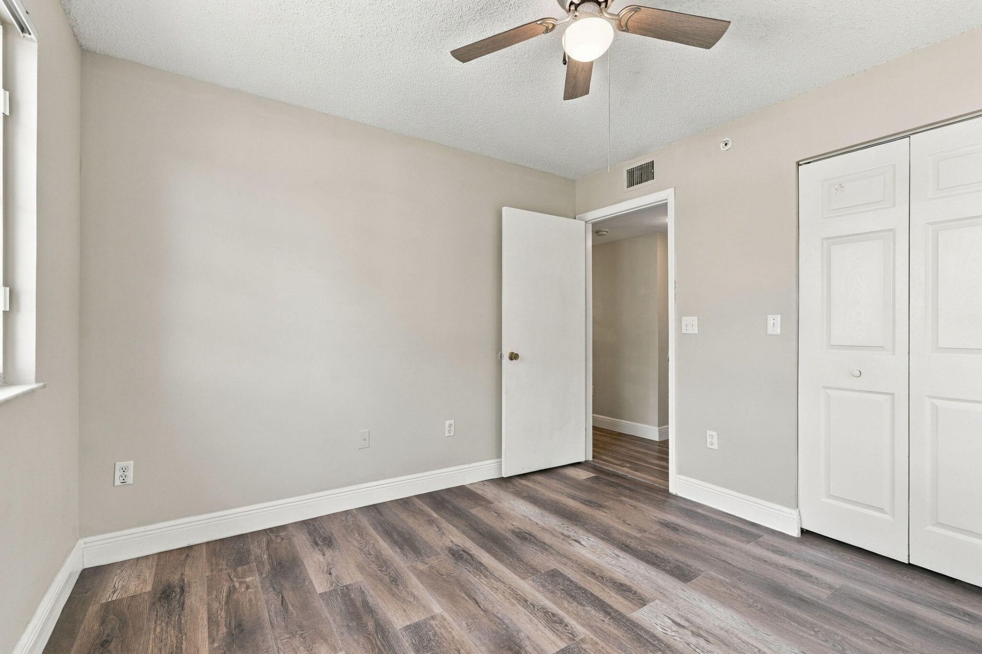1400 Crestwood Court S, Unit 1410, Royal Palm Beach, FL 33411 Photo