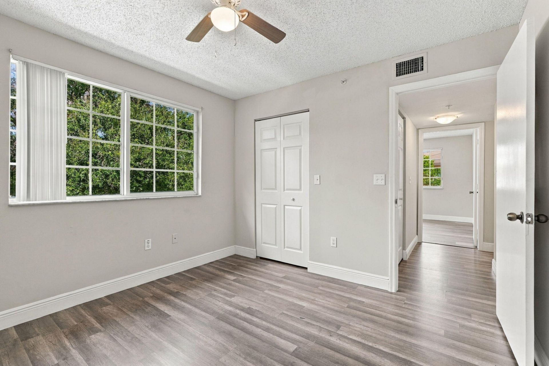 1400 Crestwood Court S, Unit 1410, Royal Palm Beach, FL 33411 Photo
