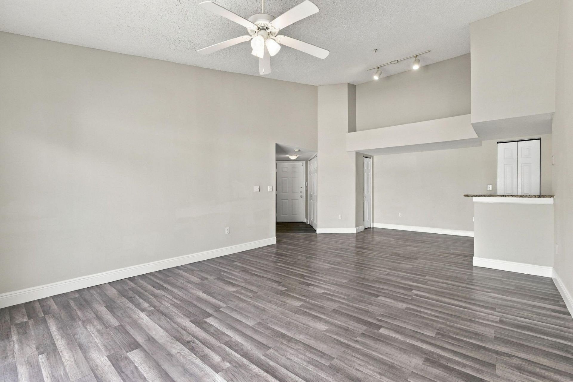 1400 Crestwood Court S, Unit 1410, Royal Palm Beach, FL 33411 Photo