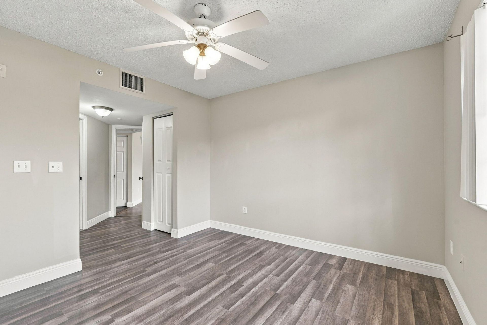 1400 Crestwood Court S, Unit 1410, Royal Palm Beach, FL 33411 Photo
