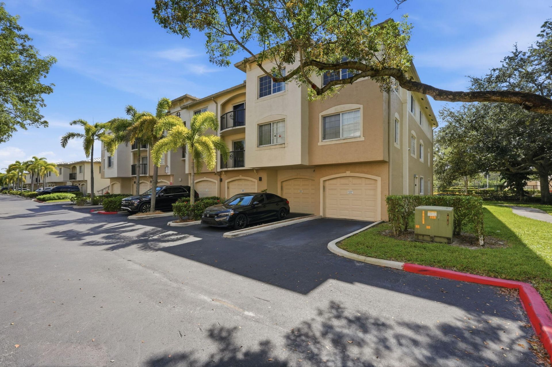 1400 Crestwood Court S, Unit 1410, Royal Palm Beach, FL 33411 Photo